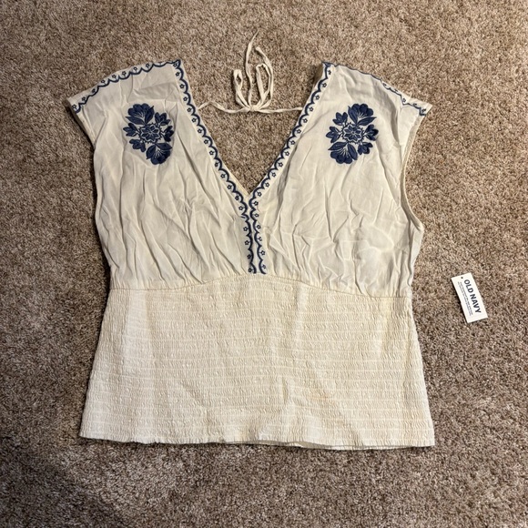 Old Navy Tops - Old Navy Cream and Navy Floral Blouse